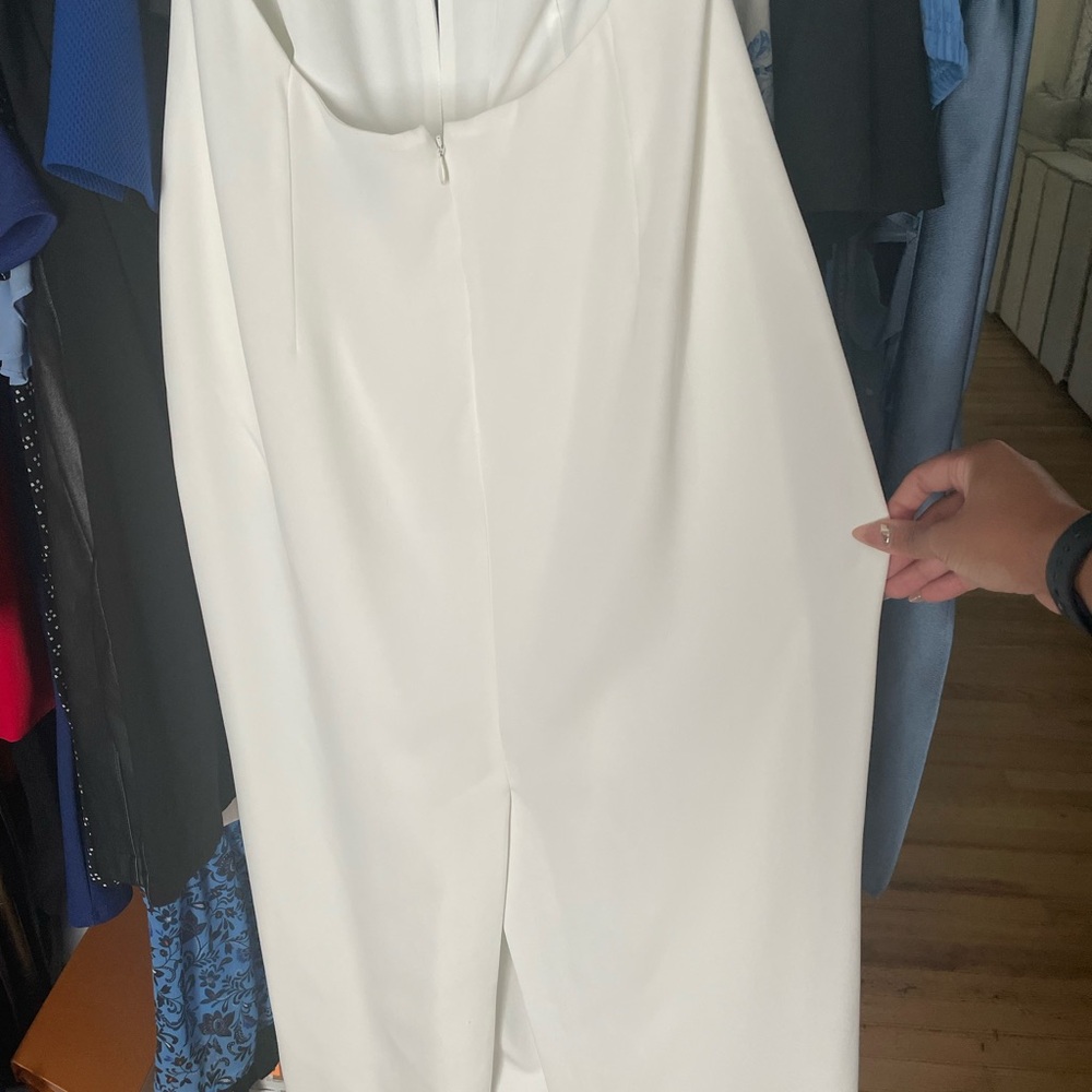White Backless Cocktail Dress - Picture 4 of 6